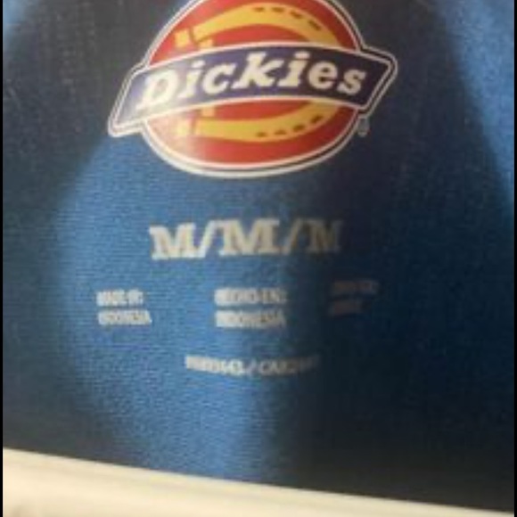 WOMANS M Dickies Scrub Top Size Medium  V Neck Short Sleeve Cotton Blend NEW - Picture 2 of 5